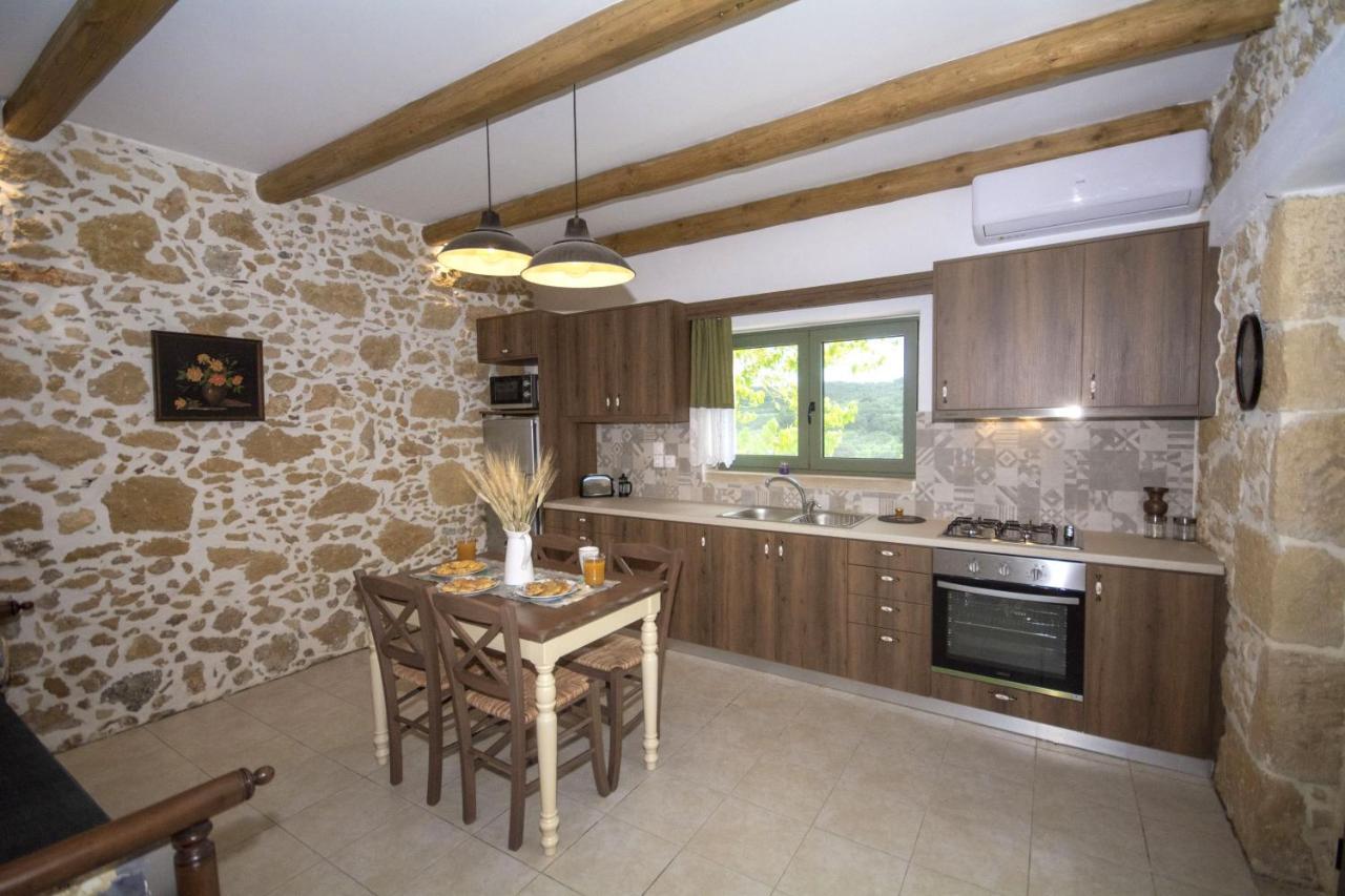 Pamelas House With Jacuzzi Kíszamosz Kültér fotó